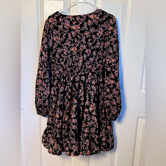 Shein Floral Dress, Empire Waist, Long Sleeves, size L, worn 1x, lightweight - Picture 4 of 4